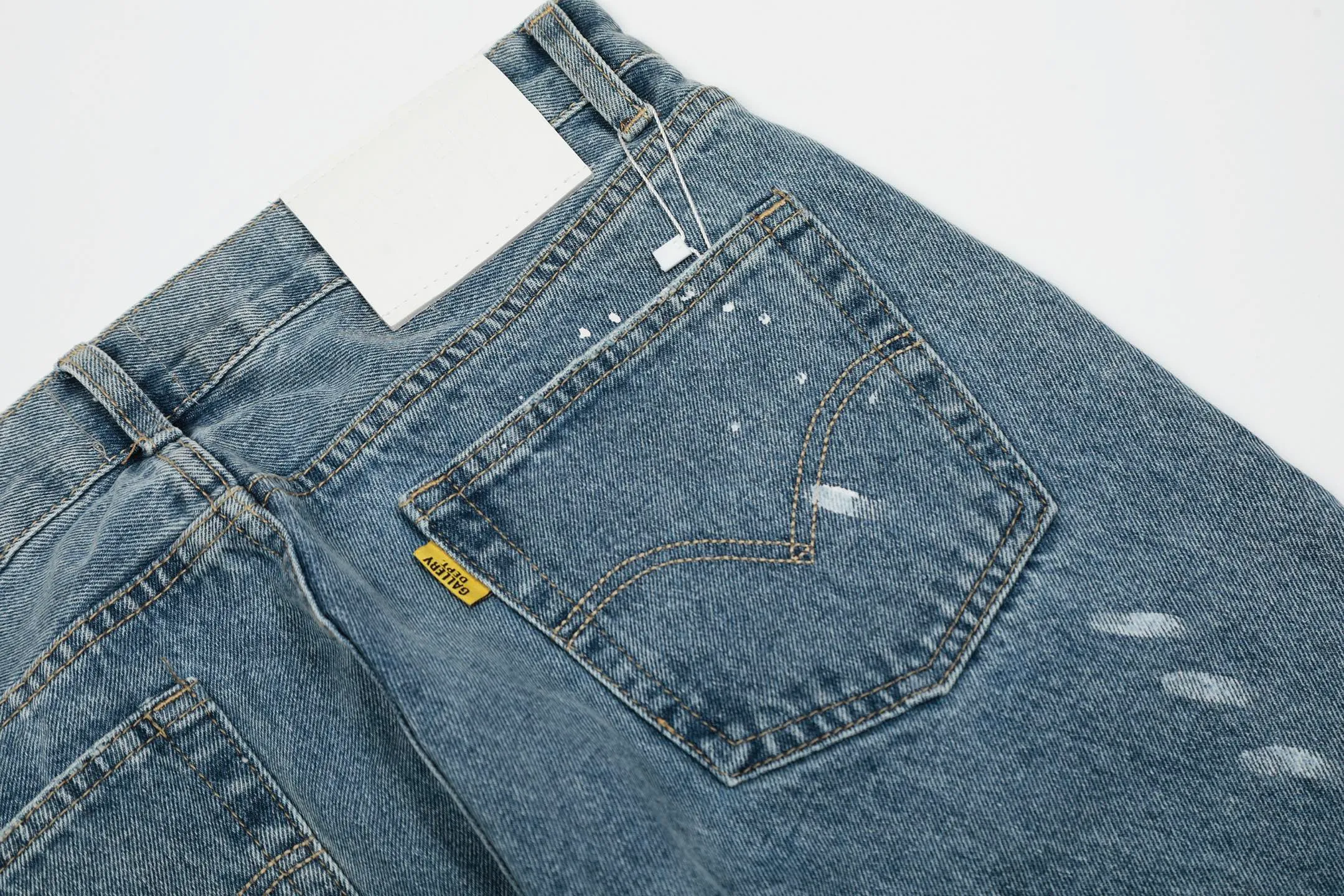 #8149 P250💰 Independent GALLERY DEPT. Vintage hole patch splicing black leather cross loose washed flared jeans - truly restore the ultimate vintage texture - original hardware accessories washed and other elevators, QR code analysis are all purchased from the original factory, high degree of restoration, you are welcome to compare with a certain product ~ - three-dimensional version loose and comfortable, not picky about the figure, tall and slim, factory Seiko, original factory quality control, same style for men and women, can be matched with couples, versatile recommendation Essential jeans for all seasons - sizes: 28 30 32 34 36